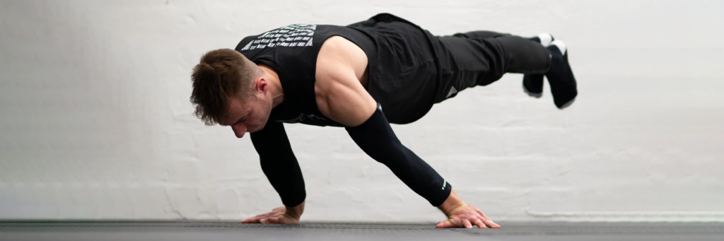 Planche Hold